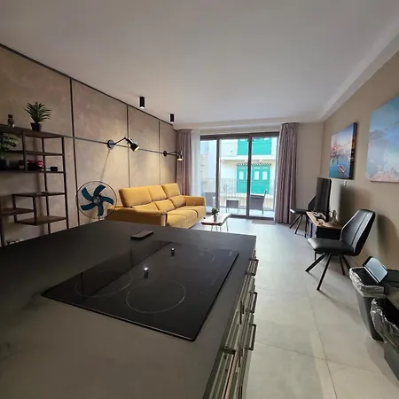 Spacious In Sliema- Near The Sea Appartement