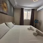 Spacious In Sliema- Near The Sea *