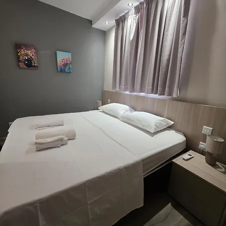 아파트 Spacious In Sliema- Near The Sea 슬리에마
